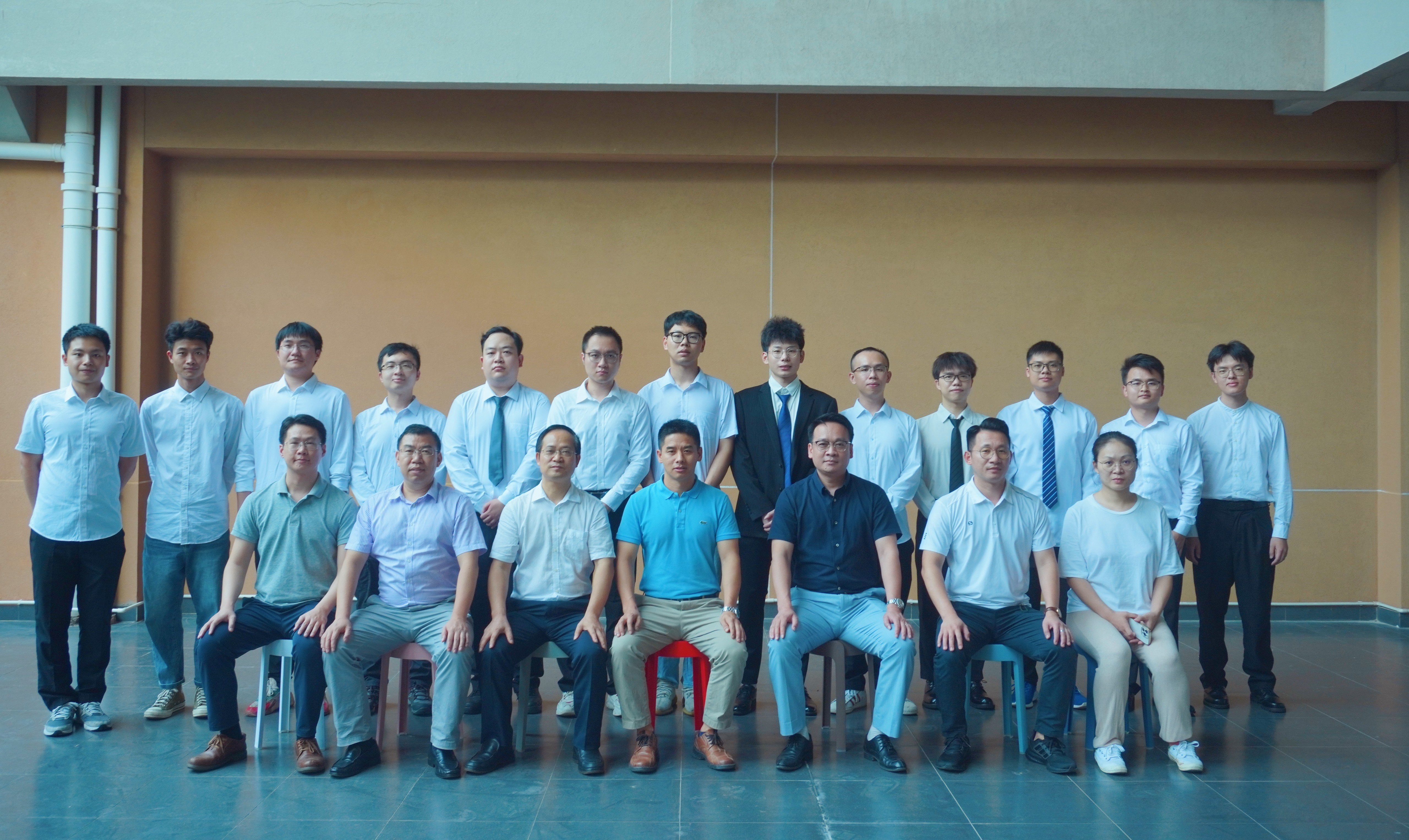 广东启亚董事长思俊峰受聘广东工业大学校外研究生导师并受邀参加2024年研究生毕业答辩会评审专家